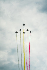 Avion de chasse durant la Fête Nationale Belge le 21 juillet