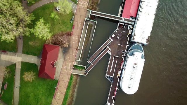 Boats filmed on the Mississippi river in St. Paul MN