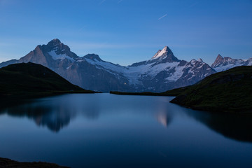 Petit matin au lac Bachalp