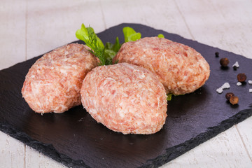 Raw pork cutlet