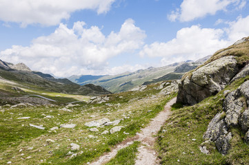 Flüela, Flüelapass, Passhöhe, Susch, Bergstrasse, Passstrasse, Alpen, Wanderweg, Sommerwanderung, Unterengadin, Graubünden, Sommer, Schweiz
