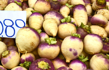 A lot of fresh Turnip in the market with full frame.

