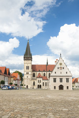 Fototapeta na wymiar Slovakia, Bardejov, Market Square, St Egidius Basilica, Summer