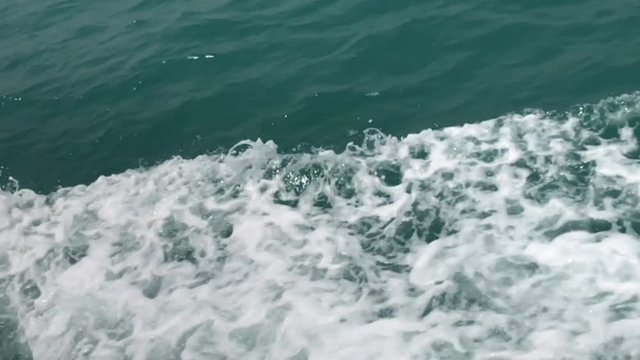 Water passing by on the starboard side of a boat