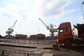  China inland river cargo terminal