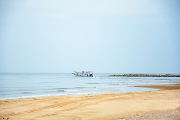 Dive boat