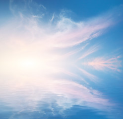 Obraz premium Sky background on sunset.