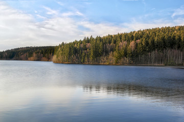 Talsperre Werda im Herbst