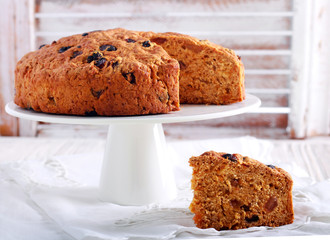 Vegan carrot cake