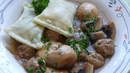 Maultaschen mit Champignons