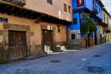 Typical village street in the Castilian plateau of Spain. La Vera, Cáceres.