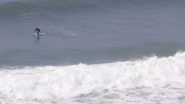 Surfista na onda