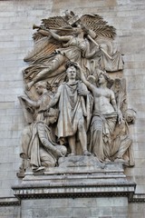 L'arc de triomphe à Paris.