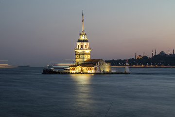 Obraz premium Istanbul Night, Maiden's Tower 