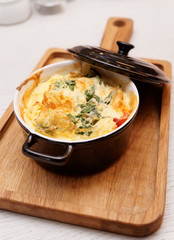 Scrambled eggs with spinach and potato