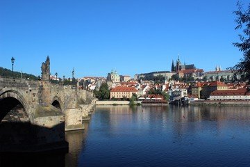 Obraz premium Charles Bridge and Prague Castle.