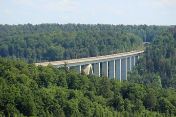 Obraz premium Eisenbahnbrücke