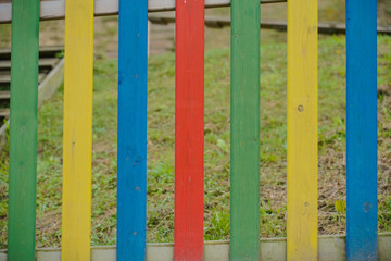 Parque infantil con colores