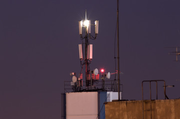 antennas on top of buildings
