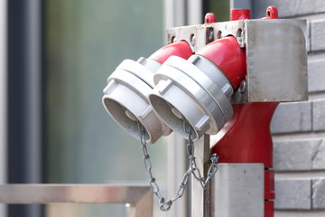Ein Wasserhydrant für die Feuerwehr