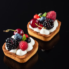 tarts with fruits