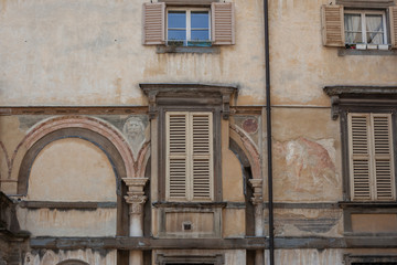 Fototapeta na wymiar Bergmo, Italy July 24th 2015. Old wall art in Bergamo, Italy.
