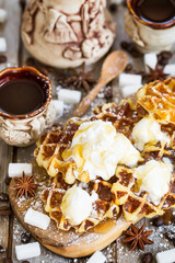 Waffers with ice cream and honey