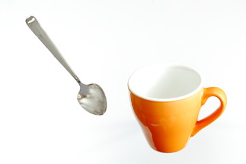 kleine Tasse mit Löffel