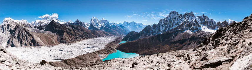 Plaid avec motif Lhotse Vue panoramique sur les montagnes de l& 39 Himalaya depuis Gokyo Ri (5 360 m) avec le lac Gokyo, l& 39 Everest, le Nuptse, le Lhotse, le Phari Lapcha et plus, Gokyo, le parc national de Sagarmatha, l& 39 Everest Base Camp 3 Passes Trek, Népal
