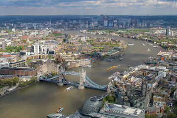 Obraz na płótnie Canvas day time panoramic view of London city and the river Thames