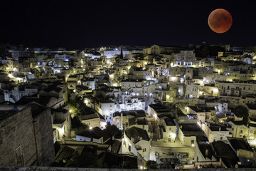 Fototapeta premium Matera luna rossa