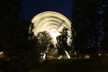Karuzela nocą, © Robert