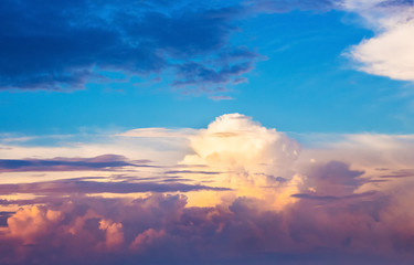 Fototapeta premium Sky with colorful curly clouds during sunset or sunrise_