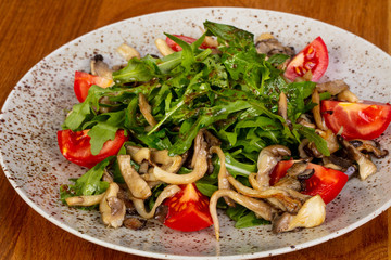 Salad with mushrooms