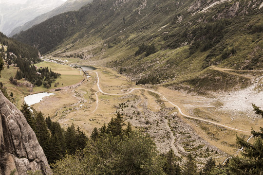 Vue de montagne dans les Alpes suisses