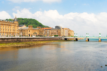 Fototapeta premium embankment of river Urumea in San Sebastian, Pais Vasco, Spain