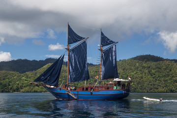 Indonesian Pinisi Schooner in Raja Ampat © ead72