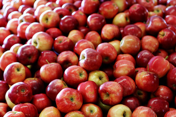 Fresh apple at the Korean market