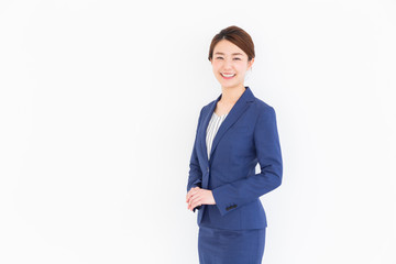 リラックスする女性　ビジネス