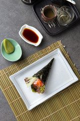 salmon ikura temaki japanese sushi