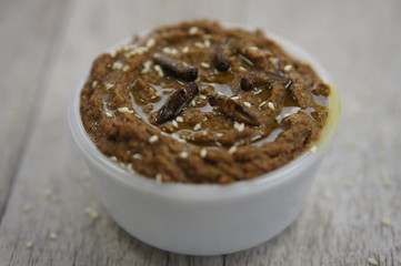 Cricket Powder Hummus