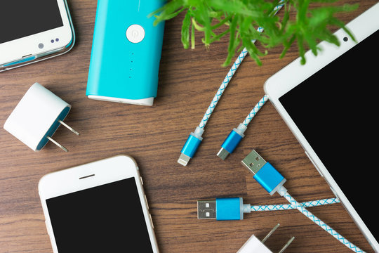 USB charging cables for smartphone and tablet