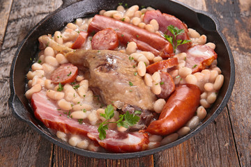 cassoulet, french dish