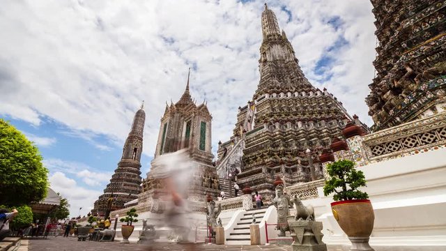 Wat Arun In Bangkok, Thailand