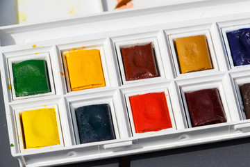 Coffret de peinture aquarelle et pinceau