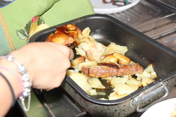 Foto che ritrae del cibo al forno