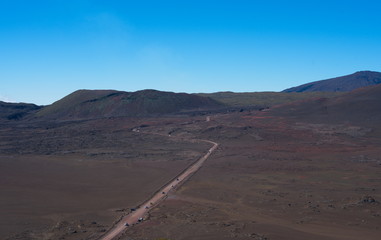 Straße im Vulkangebiet von Reunion