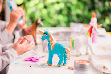 Kids unicorn craft © arinahabich