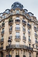 Obraz premium Antique buildings at Danton street in Paris France
