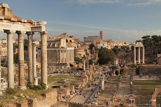 Roman Forum (Foro Romano), Colosseum behind, Rome, Lazio